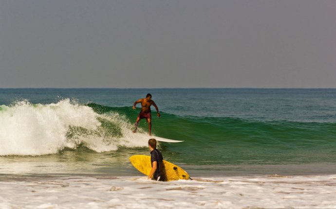 Шри-Ланка. Часть 2. Выбор дома в Хиккадуве, серфинг на Шри-Ланке