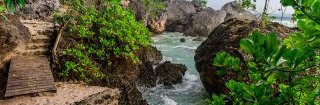 Бамбуковая хижина на скалах Пляж Импосибл (Impossible beach)